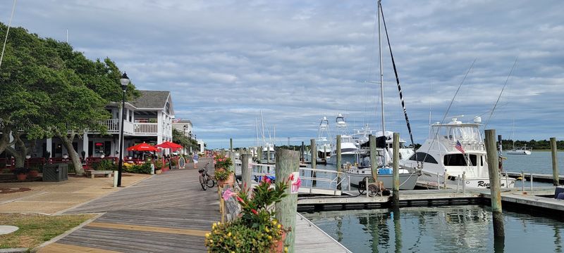 Spend a Slow Afternoon in Beaufort's Waterfront District