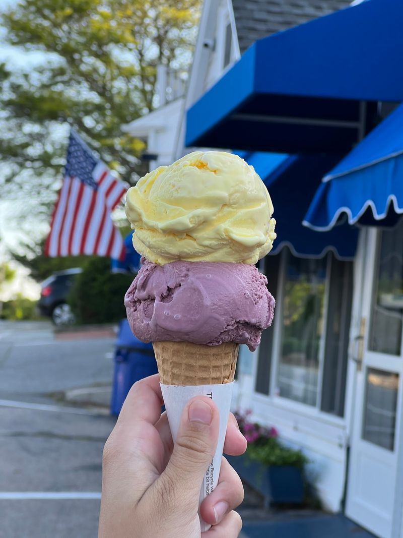 Four Seas Ice Cream, Centerville, Barnstable County