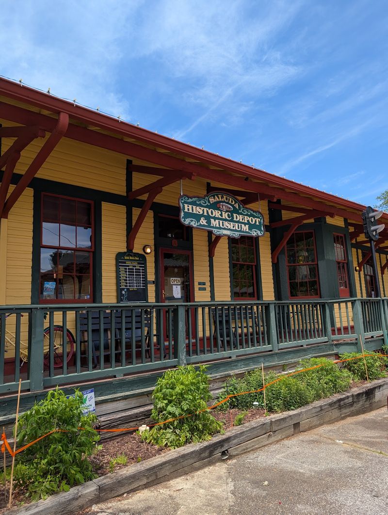 Saluda Depot Museum - Saluda