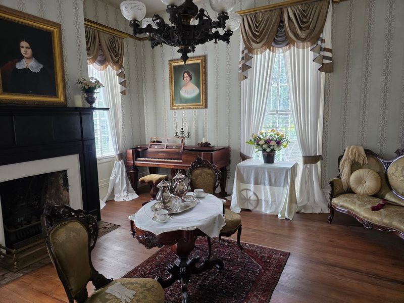 The Robert Toombs House Adds Drama, History, and Porch-Swing Energy