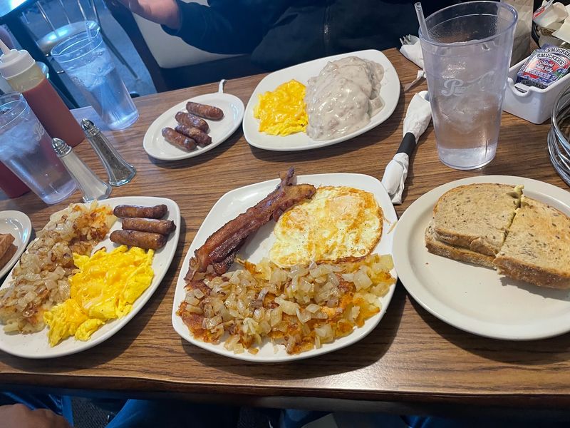 Family-Friendly Dining With Generous Portions