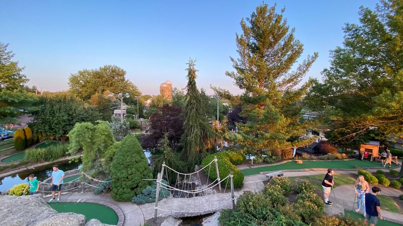 Mini Golf Before the Melting Starts