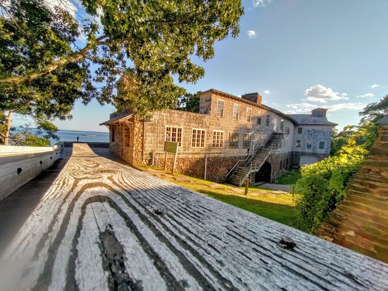 Rocky Neck State Park, East Lyme, New London County,