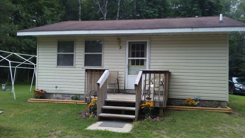 Lazy Bear Cabins &ndash; Wellston