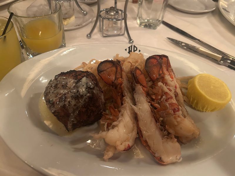 Hyde Park Prime Steakhouse - Beachwood
