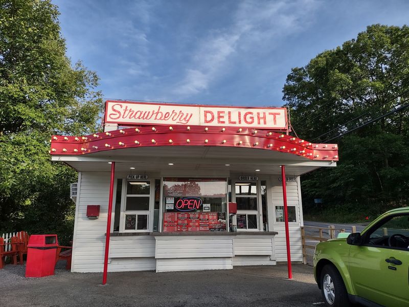 Strawberry Delight - Oil City, Venango County