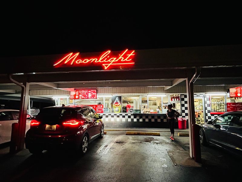 MoonLight Drive-In