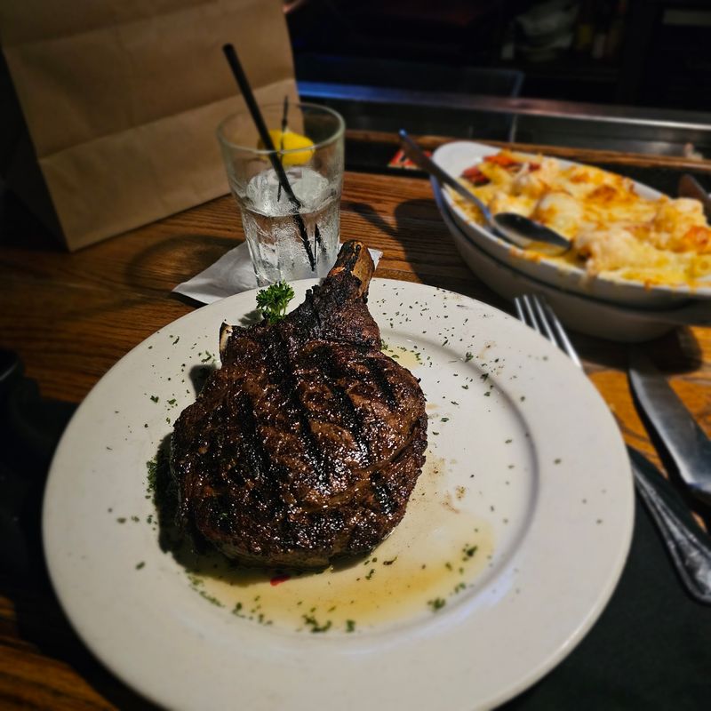 Hal's The Steakhouse
