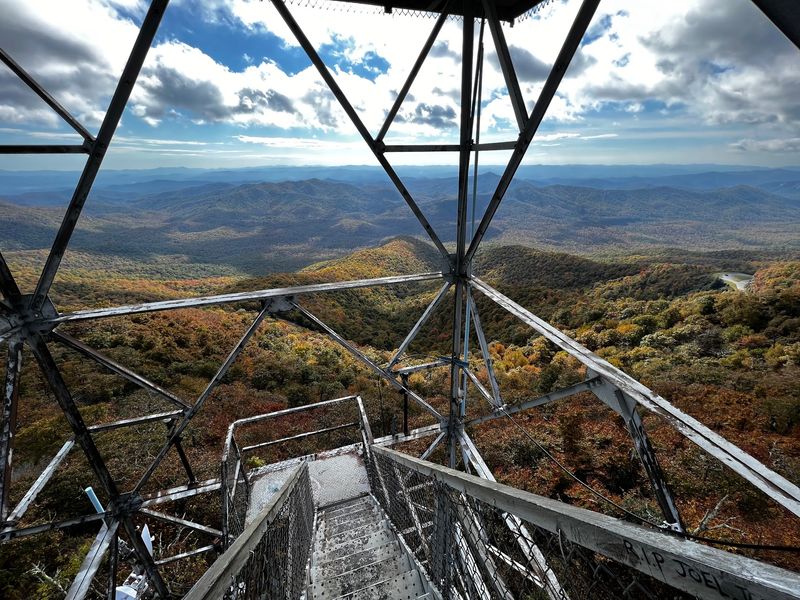 Fryingpan Mountain Lookout Tower - Canton