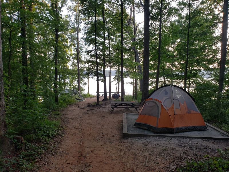 A three-dollar lake escape with room to breathe