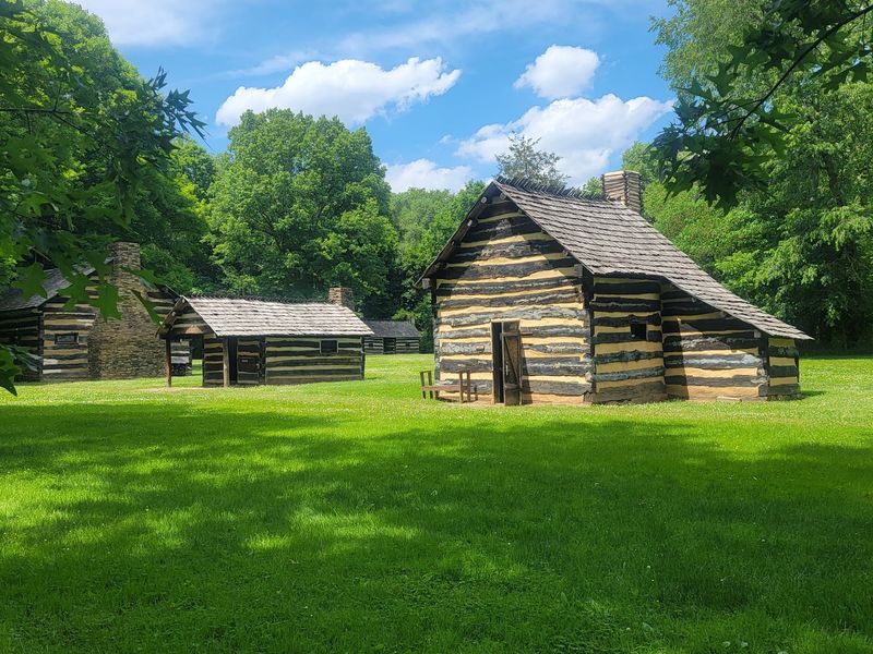Planning Your Visit to Schoenbrunn Village
