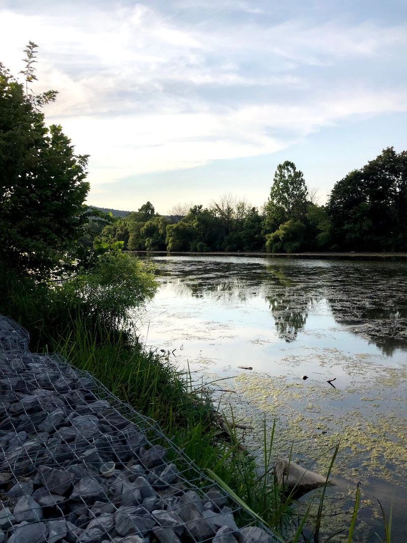Bedford: Small-Town Charm, History, and Easy Exploring