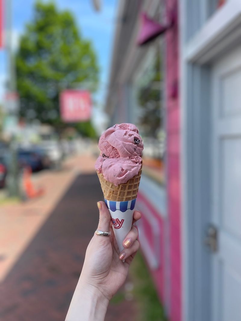 Bev's Homemade Ice Cream, Richmond, Richmond City