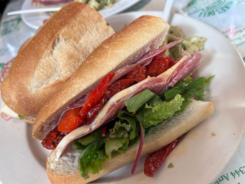 Mike's Deli, Bronx, Bronx County