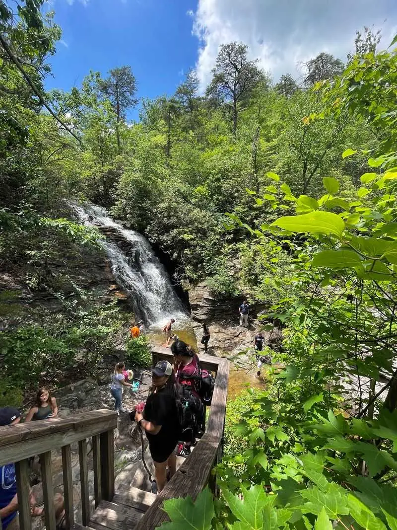 Hanging Rock Trail