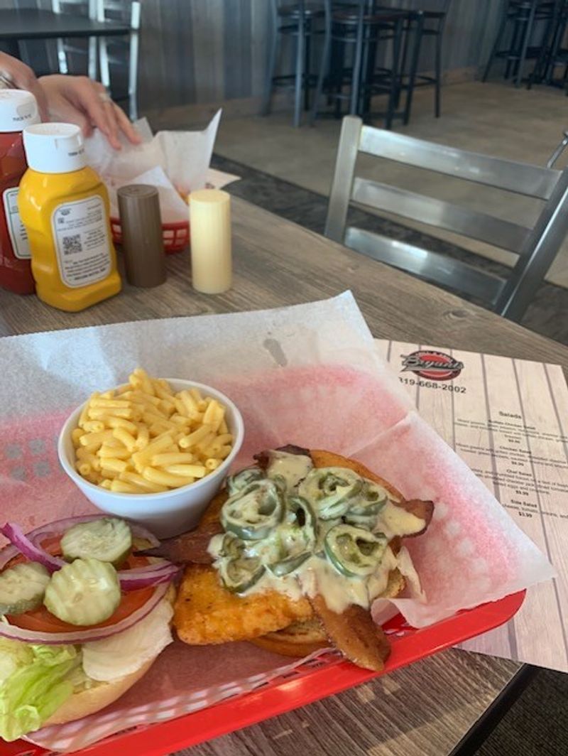 A Quick Bite That Saves the Second Half of the Trip