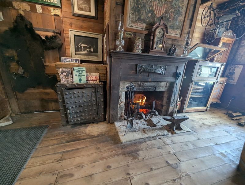 The Fireplace Gives Cold Days a Cozy Heart