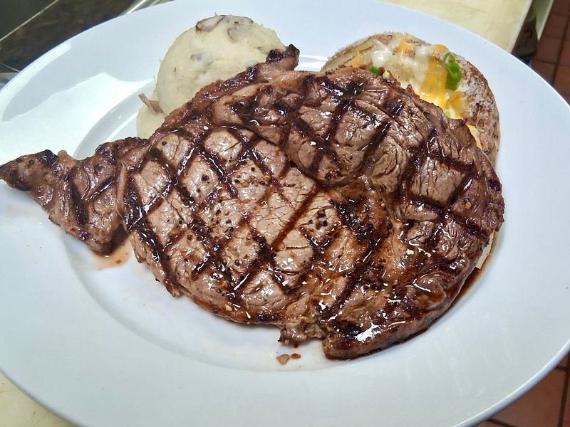 Backyard Grill Restaurant
