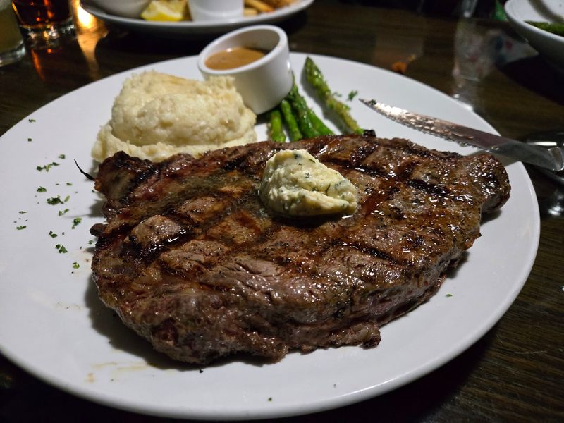 Harbor Steak House - Keego Harbor