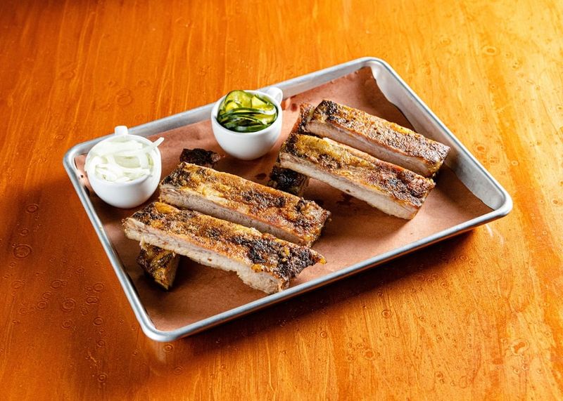 Ribs Bring Peppery Smoke To The Table