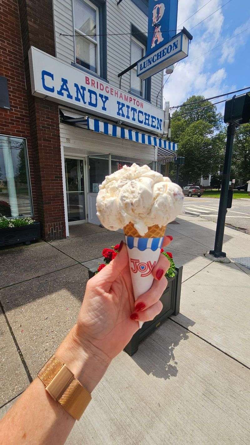 Bridgehampton Candy Kitchen, Bridgehampton, Suffolk County