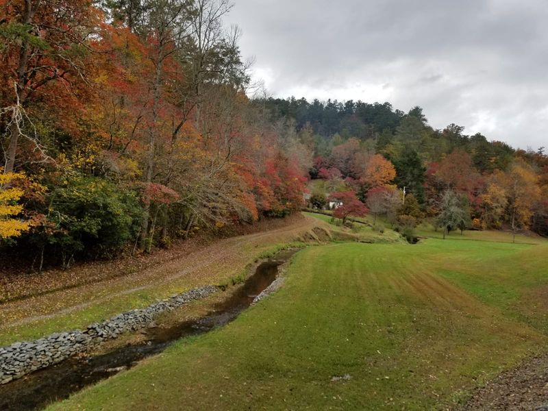 Blue Ridge & the North Georgia Mountains - Blue Ridge