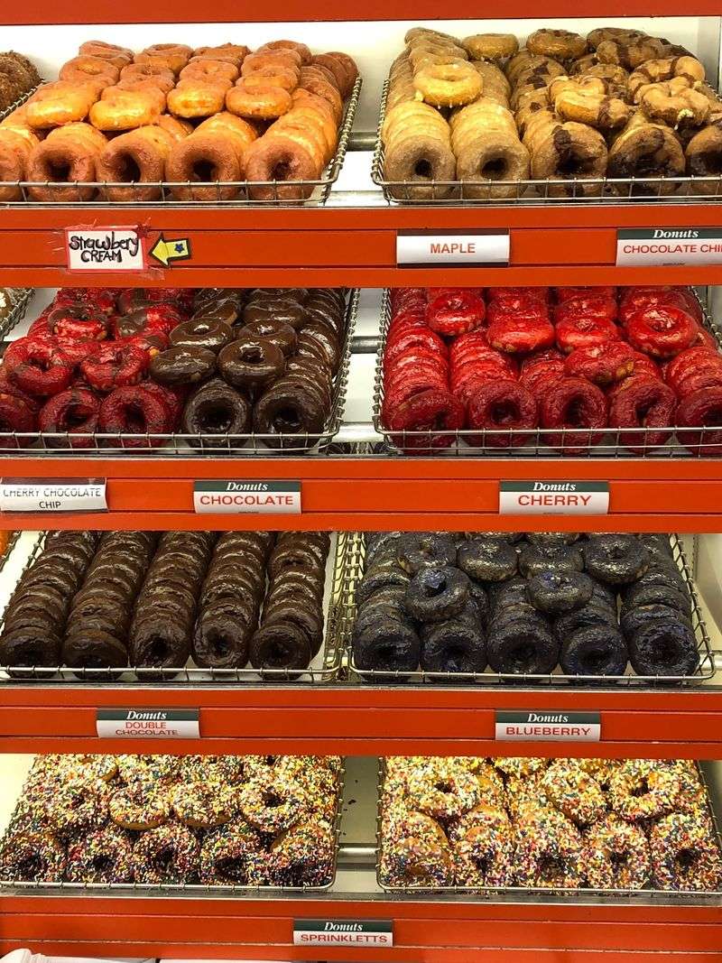 Donutland - Cedar Rapids