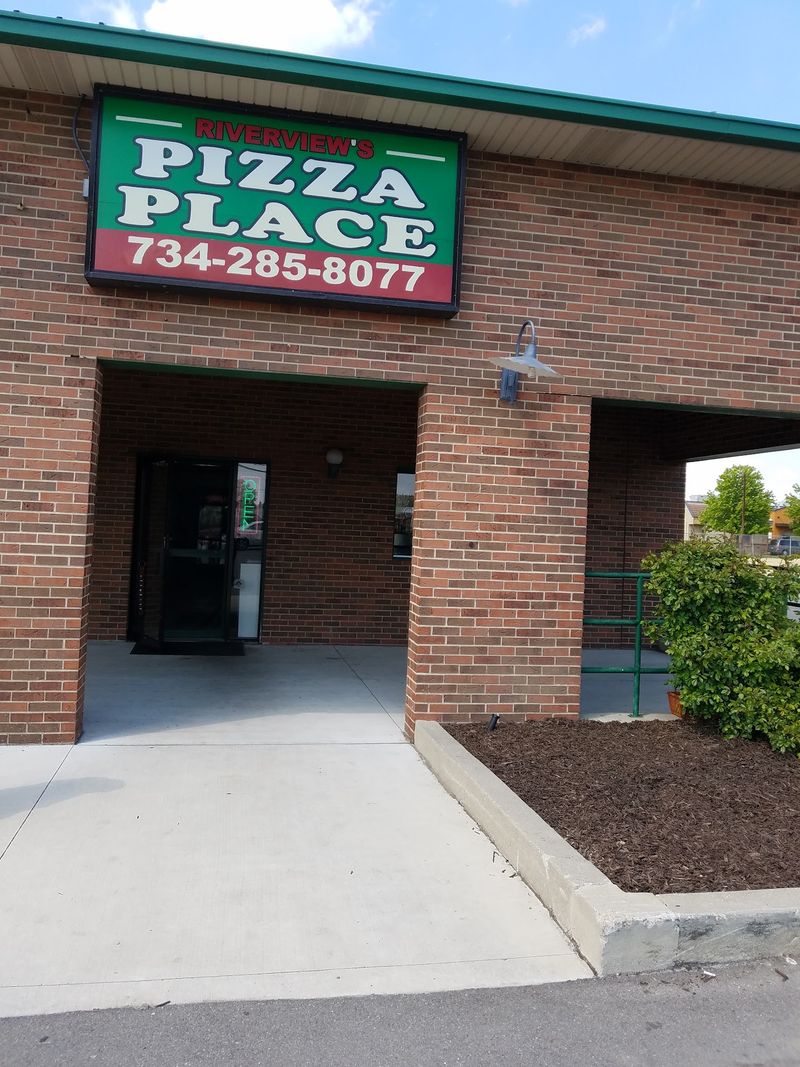 Riverview's Pizza Place - Riverview