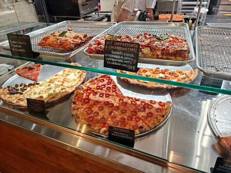 Slicehaus Pizzeria