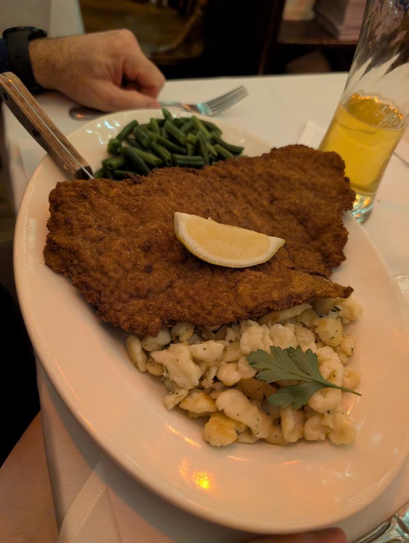 Rolf's (New York City)