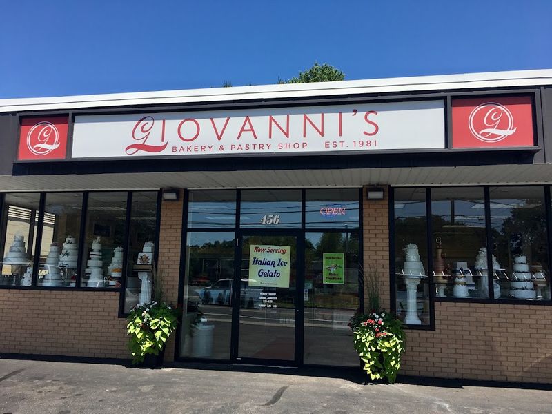 Giovanni's Bakery (Newington)