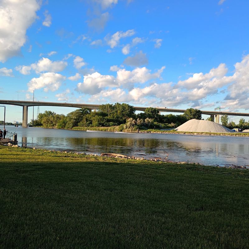 Riverwalk Place - Saginaw