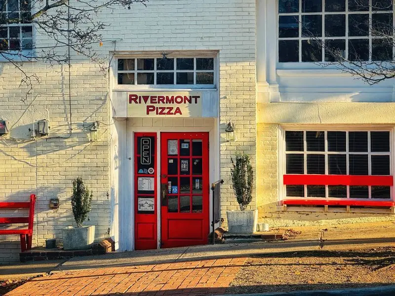 Rivermont Pizza - Lynchburg