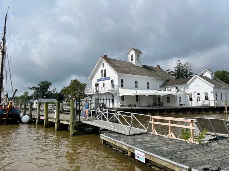 Connecticut River Museum