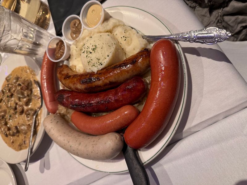 Schnitzel Haus (Brooklyn)
