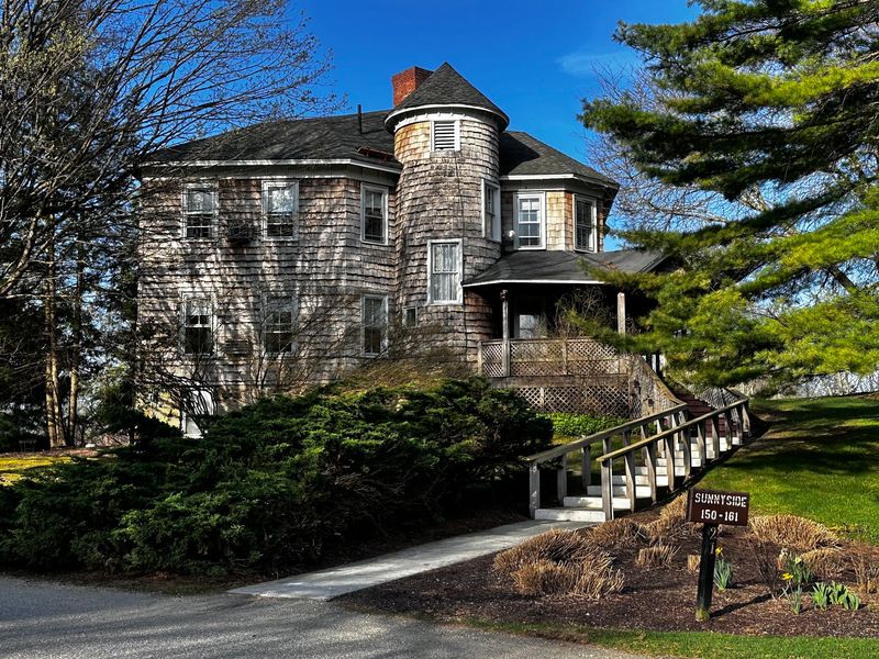 Interlaken Inn - Lakeville