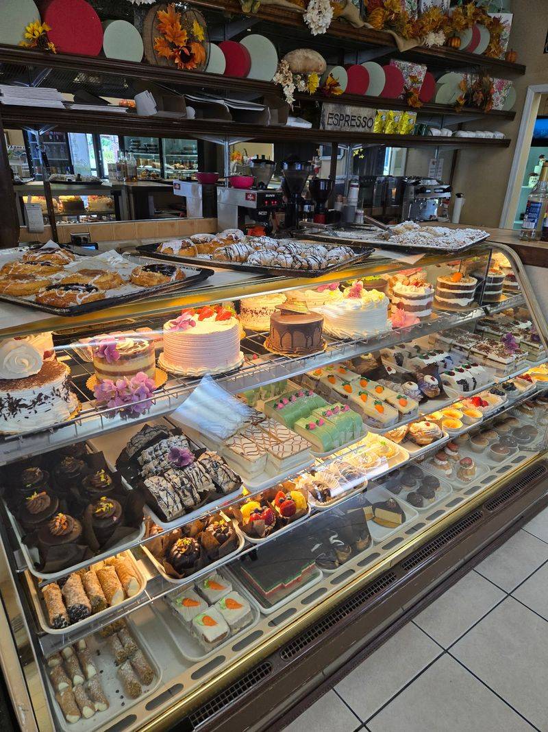 Palermo's Italian Bakery - Boynton Beach