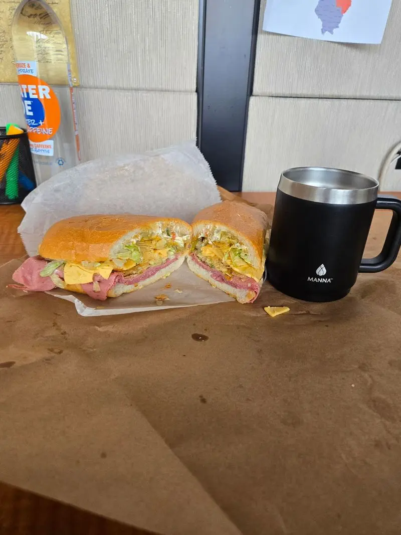 Hen's Deli - Milwaukee