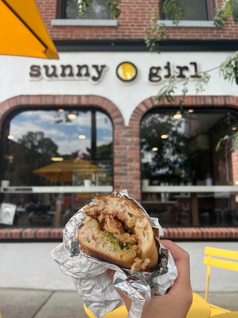 Sunny Girl - Boston