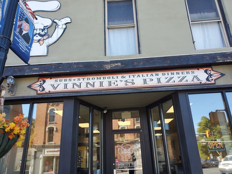 Vinnie's Pizza – Troy