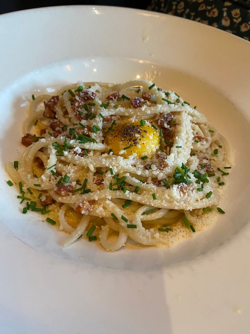 Carbonara Brings the Comfort Without the Drama