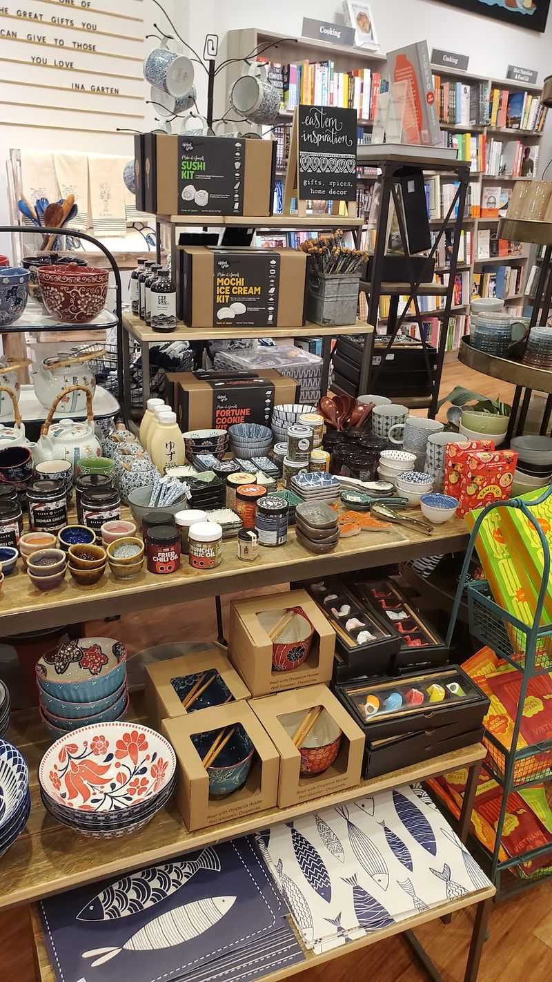 Books, Gifts, and Late Night Browsing