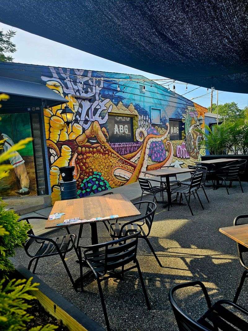 American Bar & Grill (ABG) - Lancaster