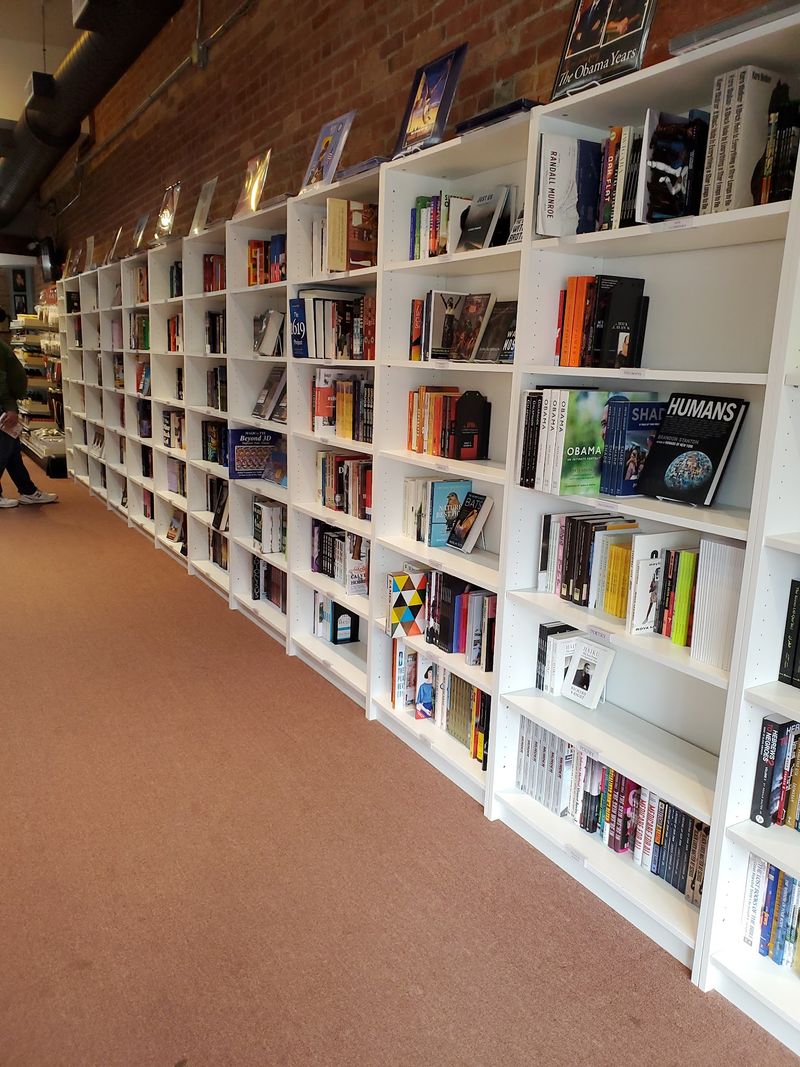 Black Stone Bookstore & Cultural Center (Ypsilanti)