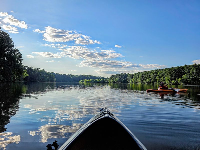 A Lakeside Loop for Easy Miles - Lake Johnson Park in Raleigh, Wake County