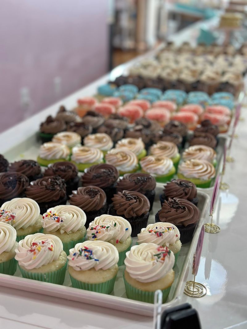 Haute Cakes - Warrenton, Fauquier County,