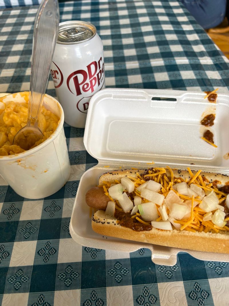 Doyle’s Dogs - Lake Mills
