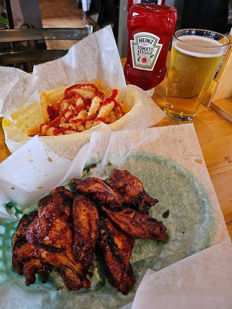 TomKen's Bar & Grill - West Allis