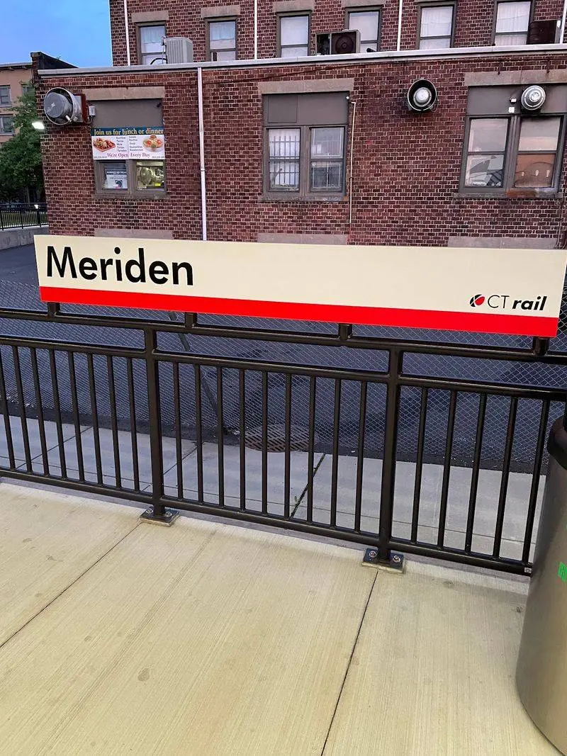 Meriden Amtrak Station, Meriden, New Haven County