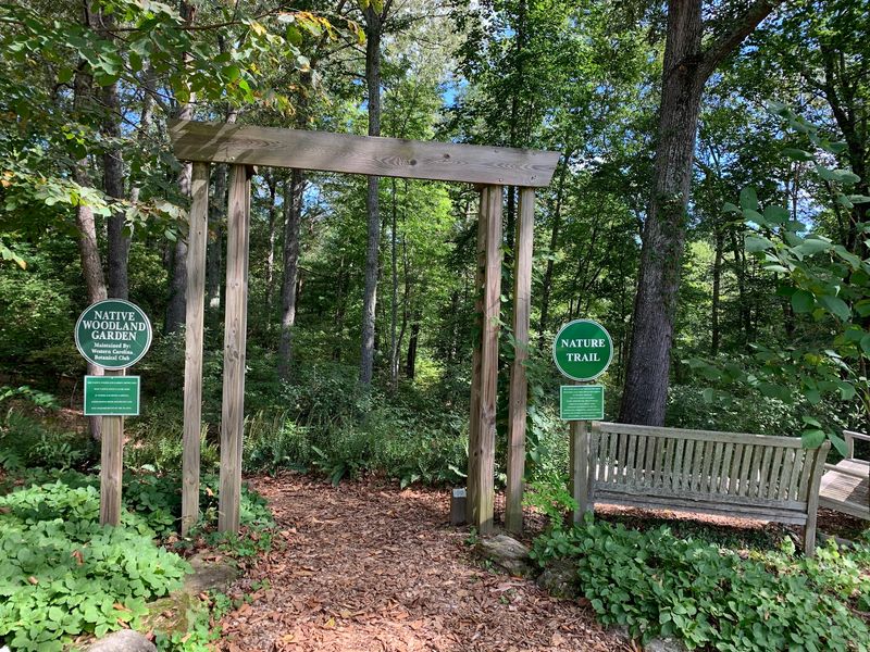 Bullington Gardens (Hendersonville)